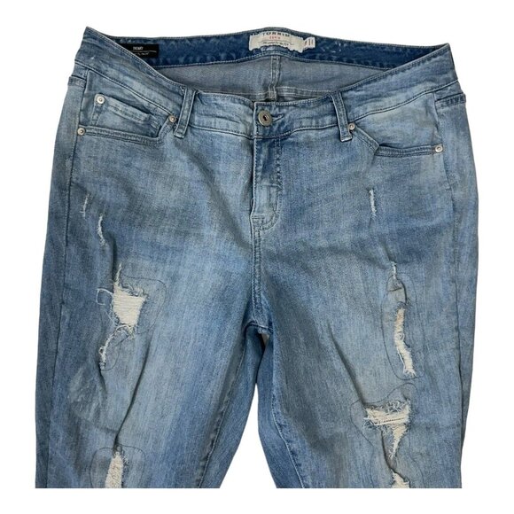 Torrid Denim Crop Skinny Jeans Womens 18 Blue Light Wash Patched Distressed - Picture 7 of 15
